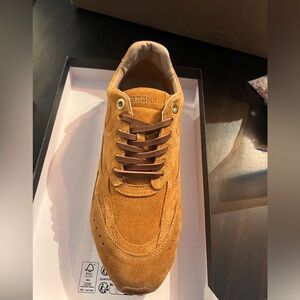 Bronx Tan Suede Women's sneakers